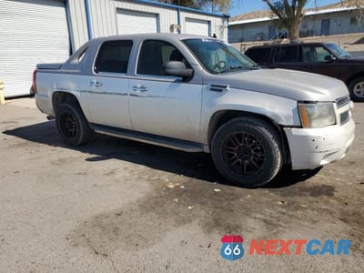 Czwarte zdjęcie samochodu z boku: 2007 CHEVROLET AVALANCHE C1500 VIN:3GNEC12067G189928 - miniatura