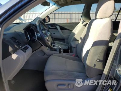 Zdjęcie 13 z 26 samochodu: 2013 TOYOTA HIGHLANDER BASE VIN:5TDBK3EH2DS177378 - miniatura