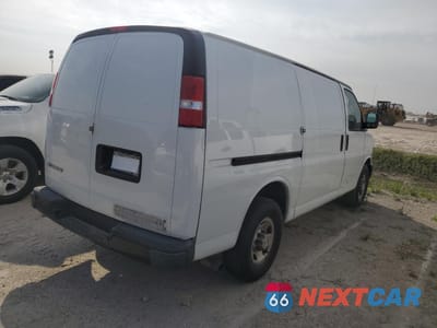 Trzecie zdjęcie samochodu z tyłu: 2019 CHEVROLET EXPRESS G3500 VIN:1GCZGGFG4K1353242 - miniatura