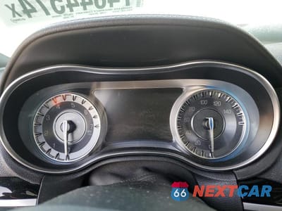 Zdjęcie 9 z 12 samochodu: 2021 CHRYSLER 300 S VIN:2C3CCABT1MH566854 - miniatura