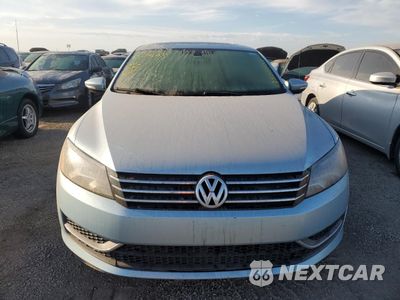 Piąte zdjęcie samochodu w środku: 2012 VOLKSWAGEN PASSAT SE VIN:1VWBH7A37CC031345 - miniatura