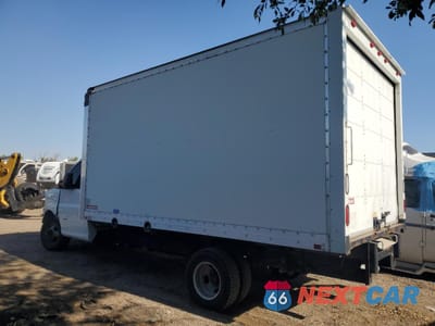 Drugie zdjęcie samochodu z przodu: 2015 GMC SAVANA CUTAWAY G3500 VIN:1GD374CL5F1121529 - miniatura