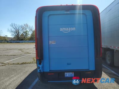 Zdjęcie 6 z 13 samochodu: 2023 RIVIAN EDV 700 VIN:7FCEHEB7XPN013982 - miniatura