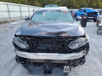 Piąte zdjęcie samochodu w środku: 2019 HONDA ACCORD LX VIN:1HGCV1F1XKA008769 - miniatura