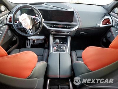 Zdjęcie 8 z 13 samochodu: 2024 BMW XM LABEL VIN:5YM33CS04R9U23974 - miniatura