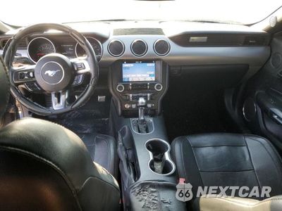 Zdjęcie 8 z 12 samochodu: 2018 FORD MUSTANG VIN:1FATP8UH8J5110103 - miniatura