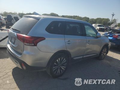 Trzecie zdjęcie samochodu z tyłu: 2019 MITSUBISHI OUTLANDER SE VIN:JA4AD3A31KZ020771 - miniatura