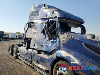 Zdjęcie 9 z 10 samochodu: 2024 VOLVO VN VNL VIN:4V4NC9EH4RN640426 - miniatura