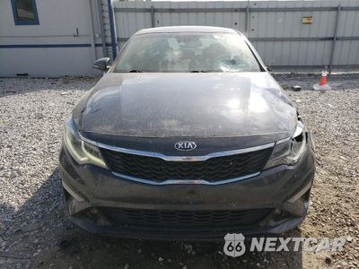 Piąte zdjęcie samochodu w środku: 2019 KIA OPTIMA LX VIN:5XXGT4L36KG306754 - miniatura