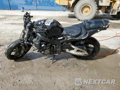 Trzecie zdjęcie samochodu z tyłu: 2003 HONDA CBR600 RR VIN:JH2PC37043M003520 - miniatura