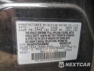 Zdjęcie 14 z 14 samochodu: 2017 NISSAN SENTRA S VIN:3N1AB7AP3HL658352 - miniatura