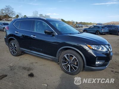 Czwarte zdjęcie samochodu z boku: 2019 NISSAN ROGUE S VIN:5N1AT2MV0KC731862 - miniatura