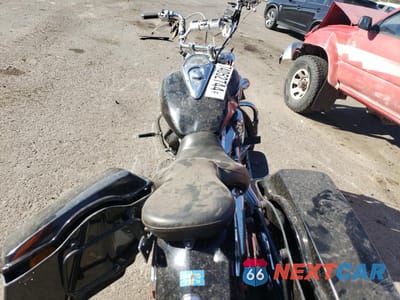 Zdjęcie 6 z 8 samochodu: 2006 HONDA VTX1300 R VIN:1HFSC52315A208044 - miniatura