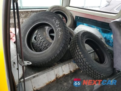 Zdjęcie 10 z 12 samochodu: 1981 FORD BRONCO U100 VIN:1FMDU15FXBLA26871 - miniatura