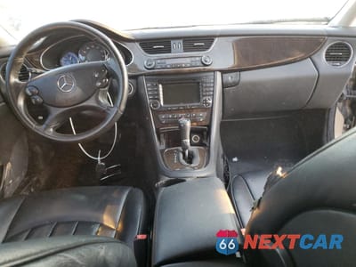 Zdjęcie 8 z 14 samochodu: 2008 MERCEDES-BENZ CLS 550 VIN:WDDDJ72X88A118553 - miniatura