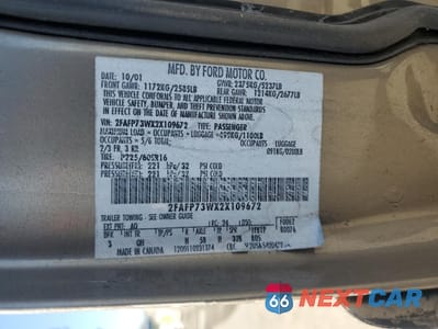 Zdjęcie 12 z 12 samochodu: 2002 FORD CROWN VICTORIA VIN:2FAFP73WX2X109672 - miniatura