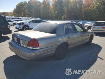 Trzecie zdjęcie samochodu z tyłu: 2002 FORD CROWN VICTORIA VIN:2FAFP73WX2X109672 - miniatura