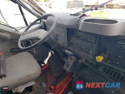 Zdjęcie 9 z 10 samochodu: 2000 INTERNATIONAL 4000 4900 VIN:1HTSHAAR4YH245386 - miniatura