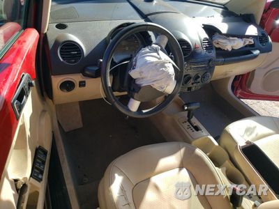 Zdjęcie 8 z 14 samochodu: 2008 VOLKSWAGEN NEW BEETLE CONVERTIBLE SE VIN:3VWRF31Y48M409216 - miniatura
