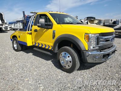 Czwarte zdjęcie samochodu z boku: 2017 FORD F450 SUPER DUTY VIN:1FDUF4GT7HEC48215 - miniatura