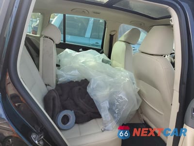 Zdjęcie 10 z 12 samochodu: 2011 VOLKSWAGEN TIGUAN S VIN:WVGBV7AX4BW514914 - miniatura
