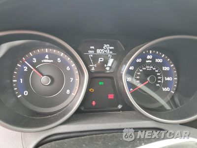 Zdjęcie 9 z 15 samochodu: 2012 HYUNDAI ELANTRA GLS VIN:5NPDH4AE1CH133935 - miniatura