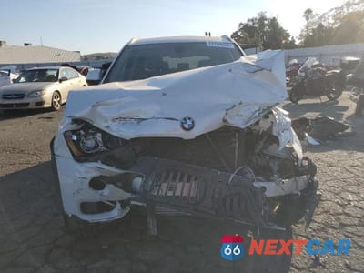 Piąte zdjęcie samochodu w środku: 2017 BMW X3 XDRIVE28I VIN:5UXWX9C33H0T24313 - miniatura