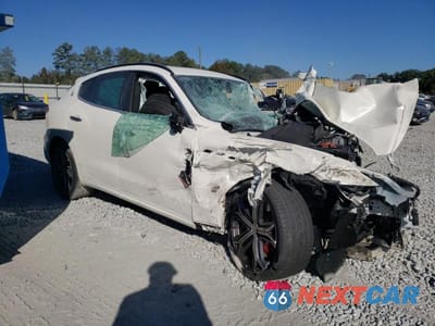 Czwarte zdjęcie samochodu z boku: 2019 MASERATI LEVANTE S SPORT VIN:ZN661YUS7KX338523 - miniatura