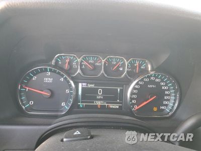 Zdjęcie 9 z 13 samochodu: 2015 CHEVROLET TAHOE K1500 LT VIN:1GNSKBKC4FR614437 - miniatura