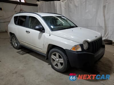 Czwarte zdjęcie samochodu z boku: 2008 JEEP COMPASS SPORT VIN:1J8FF47W08D759058 - miniatura