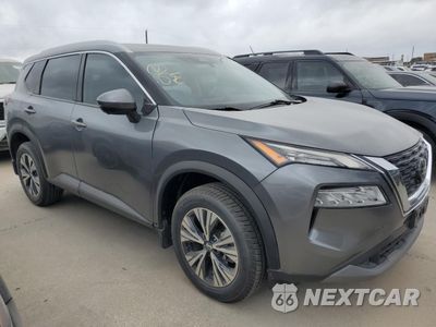 Czwarte zdjęcie samochodu z boku: 2021 NISSAN ROGUE SV VIN:5N1AT3BA9MC787503 - miniatura