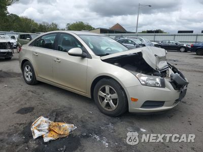 Czwarte zdjęcie samochodu z boku: 2014 CHEVROLET CRUZE LT VIN:1G1PC5SB0E7429325 - miniatura