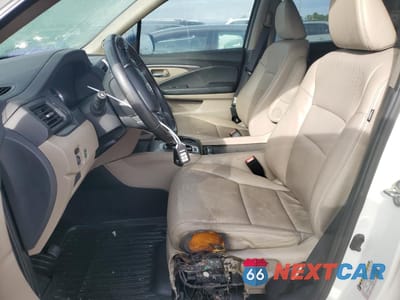 Zdjęcie 7 z 13 samochodu: 2017 HONDA RIDGELINE RTL VIN:5FPYK3F66HB030506 - miniatura