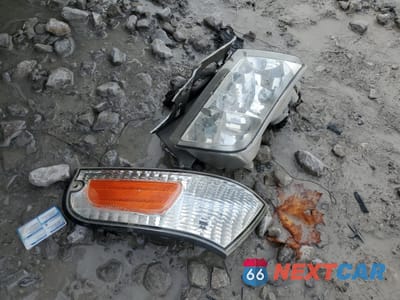 Zdjęcie 14 z 15 samochodu: 2003 FORD CROWN VICTORIA LX VIN:2FAFP74W33X220077 - miniatura