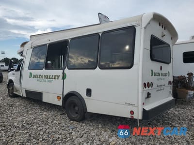 Trzecie zdjęcie samochodu z tyłu: 2014 FORD ECONOLINE E450 SUPER DUTY CUTAWAY VAN VIN:1FDFE4FS1EDA52292 - miniatura
