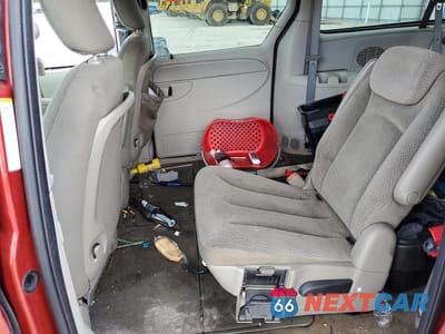 Zdjęcie 11 z 13 samochodu: 2005 DODGE GRAND CARAVAN SXT VIN:2D8GP44L85R142309 - miniatura