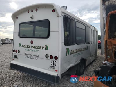Czwarte zdjęcie samochodu z boku: 2014 FORD ECONOLINE E450 SUPER DUTY CUTAWAY VAN VIN:1FDFE4FS1EDA52292 - miniatura