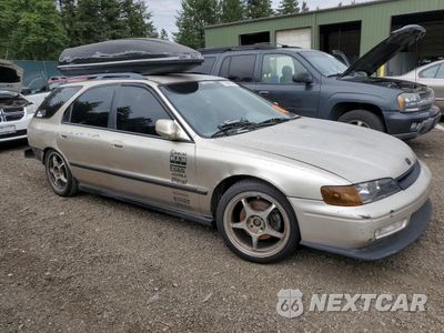 Czwarte zdjęcie samochodu z boku: 1994 HONDA ACCORD LX VIN:1HGCE1728RA010361 - miniatura