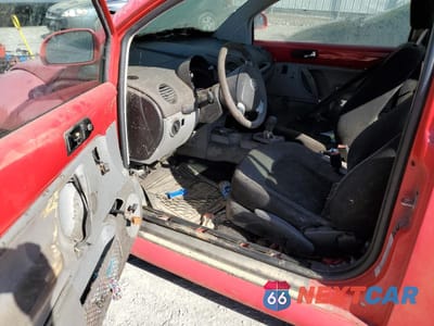 Zdjęcie 8 z 12 samochodu: 1999 VOLKSWAGEN NEW BEETLE GLS VIN:3VWCA21C7XM436072 - miniatura