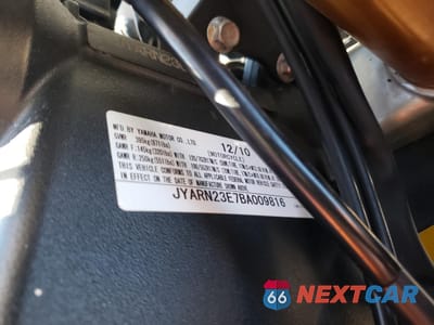 Zdjęcie 9 z 10 samochodu: 2011 YAMAHA YZFR1 VIN:JYARN23E7BA009816 - miniatura