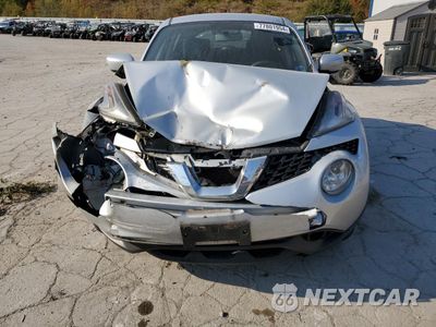 Piąte zdjęcie samochodu w środku: 2016 NISSAN JUKE S VIN:JN8AF5MV0GT655715 - miniatura