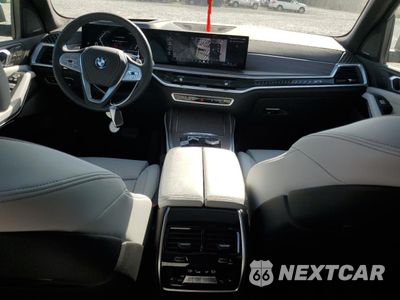Zdjęcie 8 z 15 samochodu: 2024 BMW X7 XDRIVE40I VIN:5UX23EM05R9V57890 - miniatura