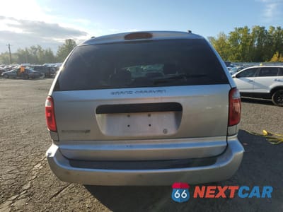 Zdjęcie 6 z 15 samochodu: 2005 DODGE GRAND CARAVAN SE VIN:1D4GP24RX5B292320 - miniatura