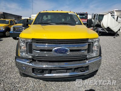 Piąte zdjęcie samochodu w środku: 2017 FORD F450 SUPER DUTY VIN:1FDUF4GT7HEC48215 - miniatura