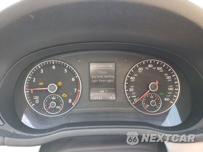 Zdjęcie 9 z 15 samochodu: 2013 VOLKSWAGEN PASSAT SE VIN:1VWBM7A37DC121513 - miniatura