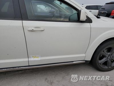 Zdjęcie 13 z 14 samochodu: 2020 DODGE JOURNEY CROSSROAD VIN:3C4PDCGB0LT188277 - miniatura