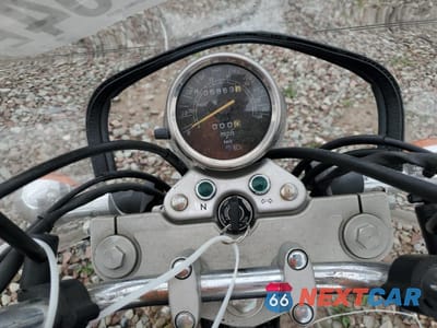 Zdjęcie 7 z 9 samochodu: 2003 SUZUKI GZ250 VIN:VTTNJ48A332101756 - miniatura