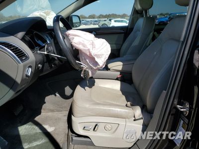 Zdjęcie 7 z 13 samochodu: 2015 AUDI Q7 TDI PRESTIGE VIN:WA1VMAFE9FD009181 - miniatura