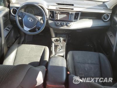 Zdjęcie 8 z 13 samochodu: 2018 TOYOTA RAV4 LE VIN:2T3BFREV9JW715212 - miniatura