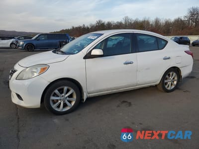 2014 NISSAN VERSA S 3N1CN7AP4EL810960 - główne zdjęcie licytacji z USA - miniatura